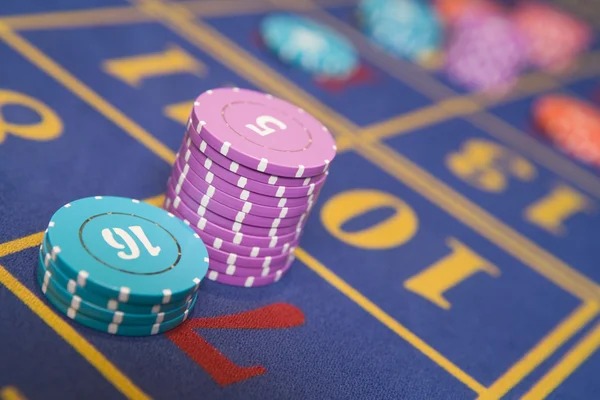 Bonus round with free spins and multipliers Bonus round activation showing free spins counter and multiplier display